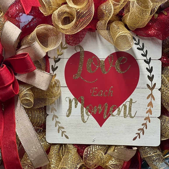 “Love each Moment “ deco mesh - Picture 6 of 7